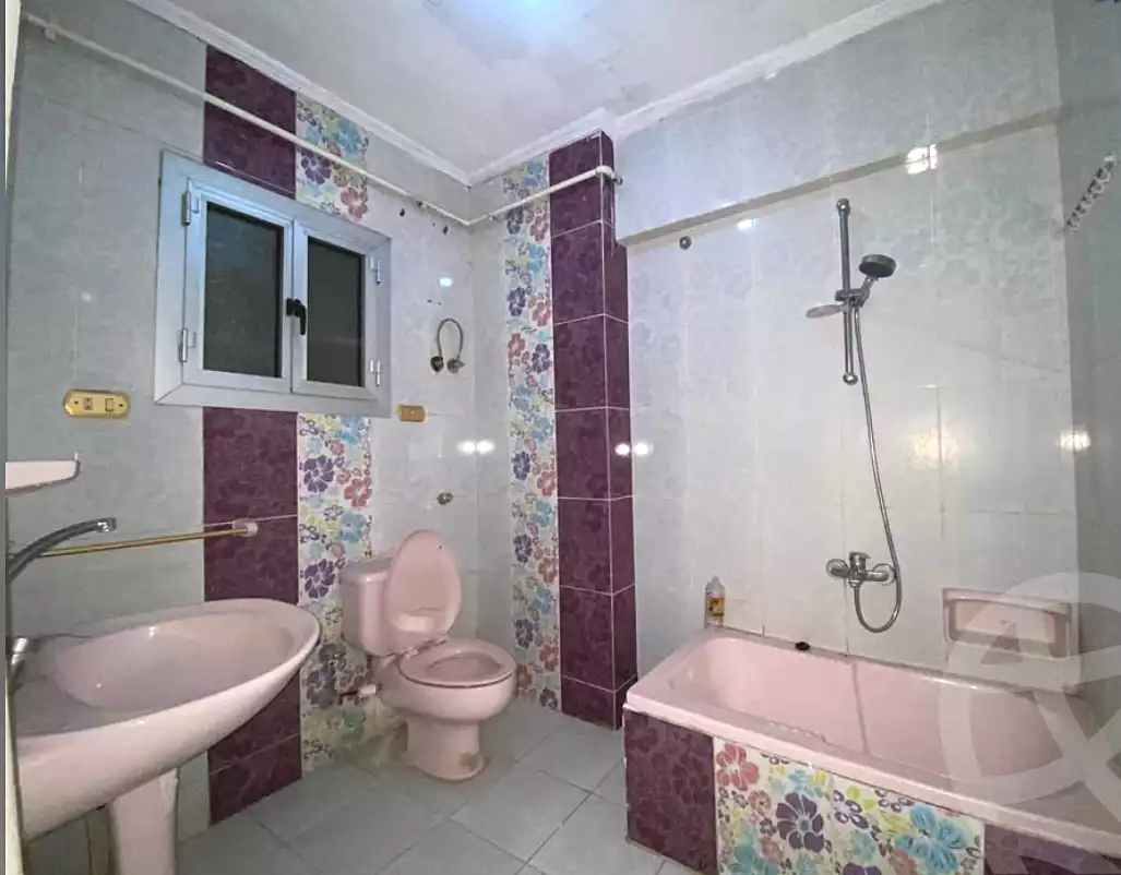 https://aqarmap.com.eg/ar/listing/6664356-for-sale-alexandria-sydy-bshr-sydy-bshr-bhry-shr-mhmwd-l-yswy