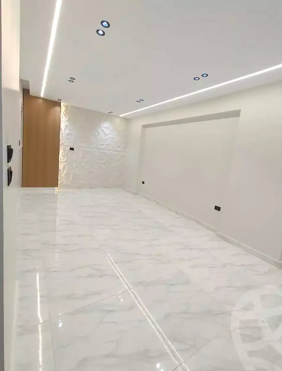 https://aqarmap.com.eg/ar/listing/6664826-for-sale-alexandria-l-jmy-lbytsh-bianchiii-el-bashwat-st