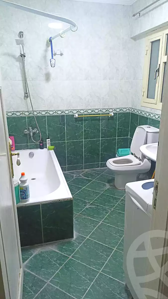 https://aqarmap.com.eg/ar/listing/6665029-for-sale-alexandria-zezenia-riad-st