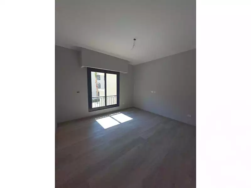 https://aqarmap.com.eg/ar/listing/6665615-for-sale-cairo-el-sheikh-zayed-city-compounds-kmbwnd-fyldj-wyst-dr-llttwyr