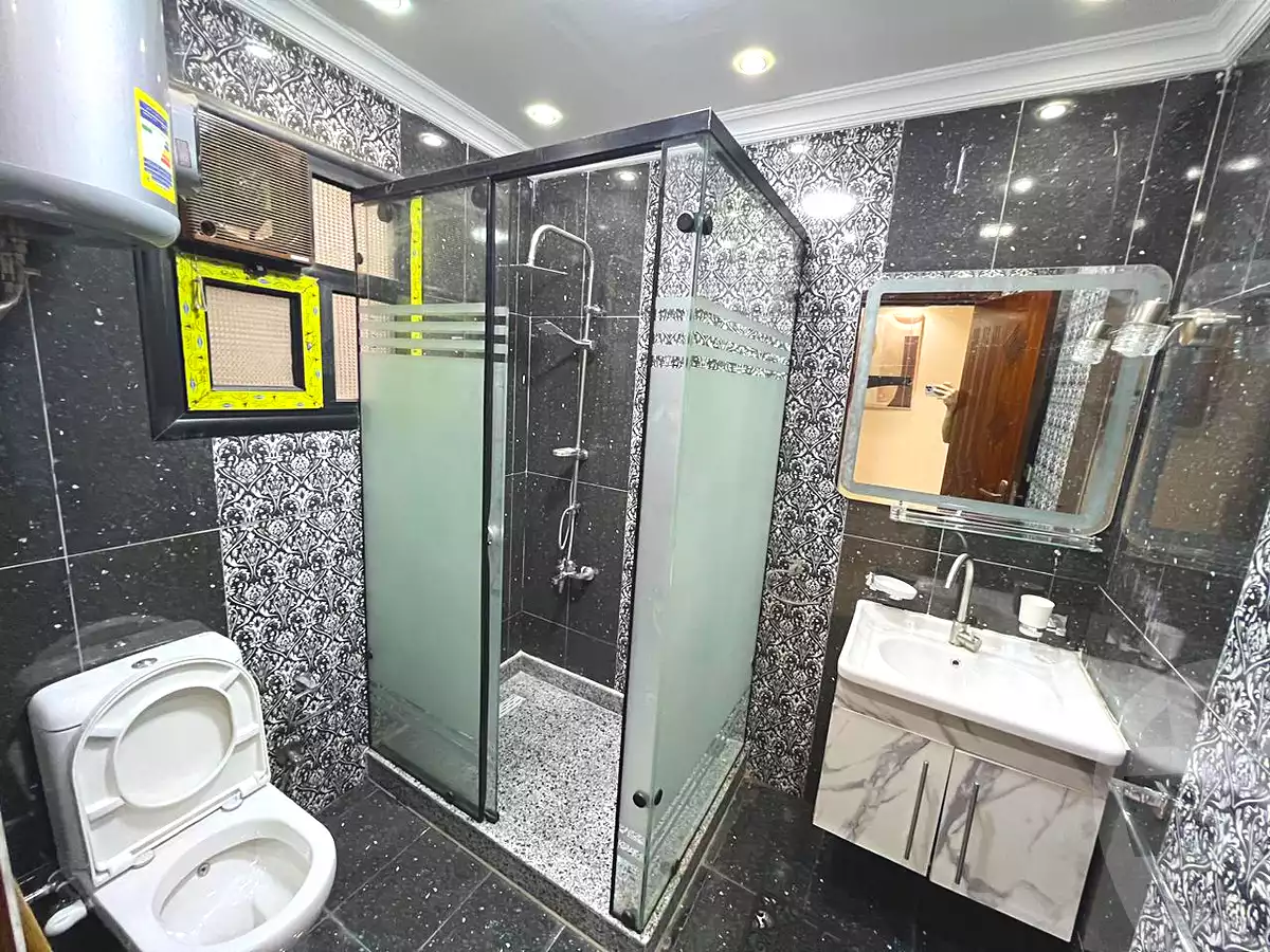 https://aqarmap.com.eg/ar/listing/6665766-for-sale-cairo-el-mohandesen-shareaa-ahmed-orabi