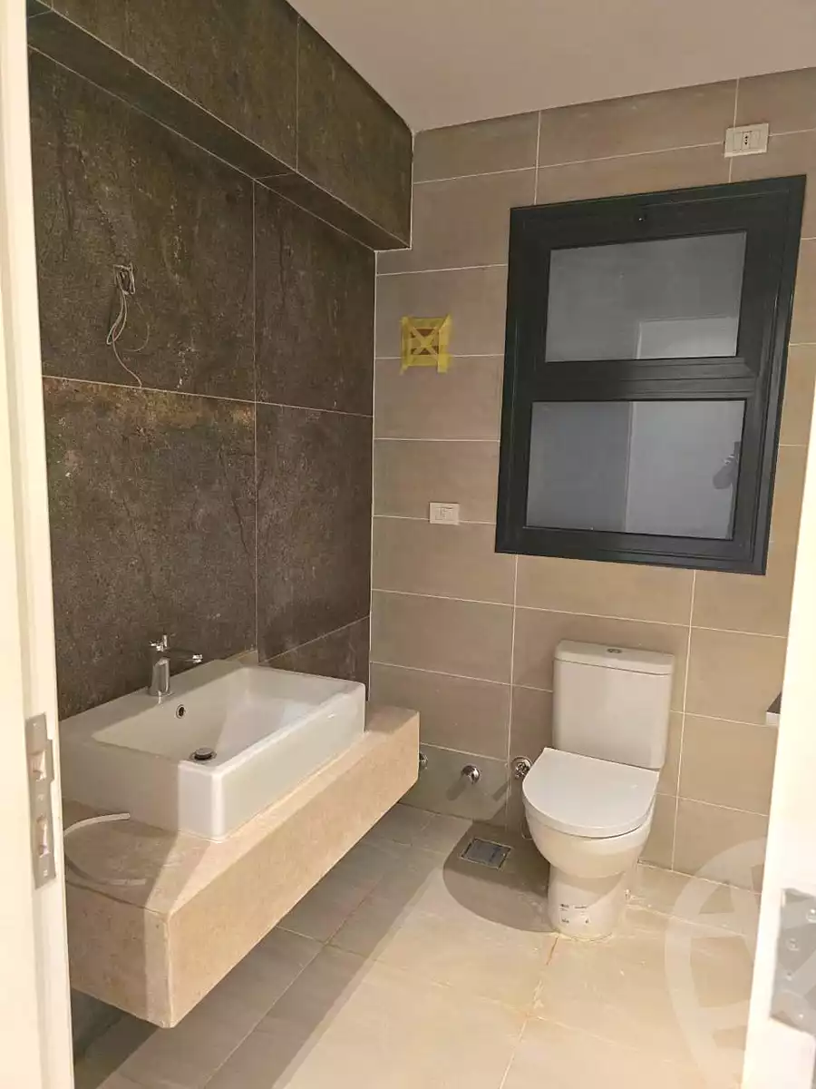 https://aqarmap.com.eg/en/listing/6665907-for-sale-cairo-el-sheikh-zayed-city-compounds-kmbwnd-fyldj-wyst-dr-llttwyr