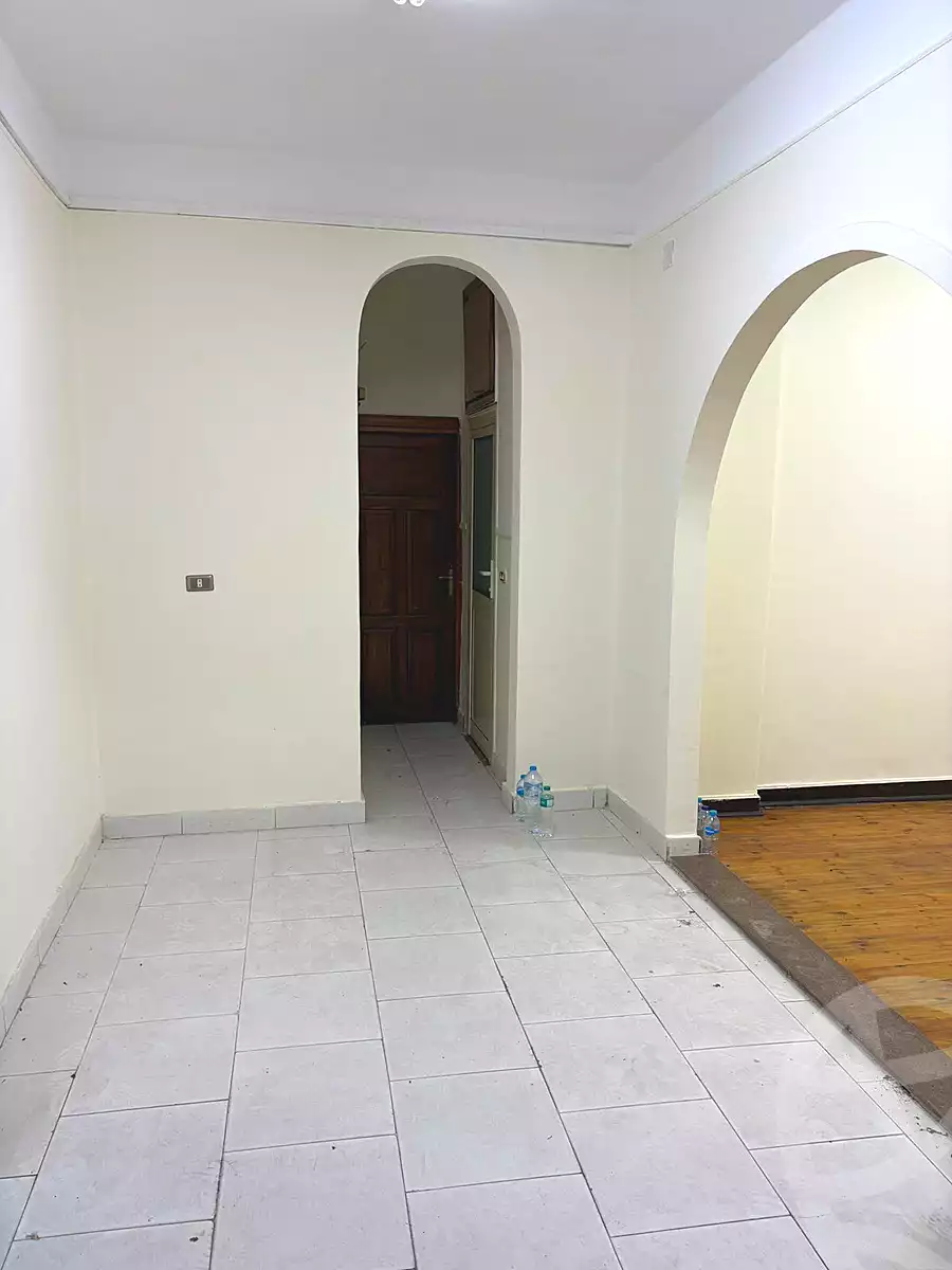 https://aqarmap.com.eg/ar/listing/6665964-for-sale-alexandria-cleopatra-medhat-seif-al-yazal-khalifa-st