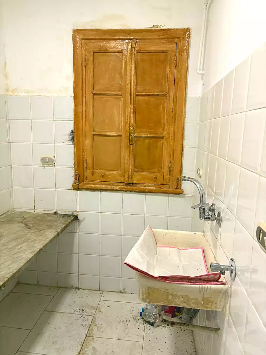 https://aqarmap.com.eg/ar/listing/6665964-for-sale-alexandria-cleopatra-medhat-seif-al-yazal-khalifa-st