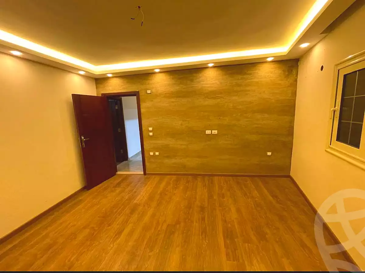 https://aqarmap.com.eg/ar/listing/6666238-for-sale-cairo-el-sheikh-zayed-city-el-hay-elsades-ashaer