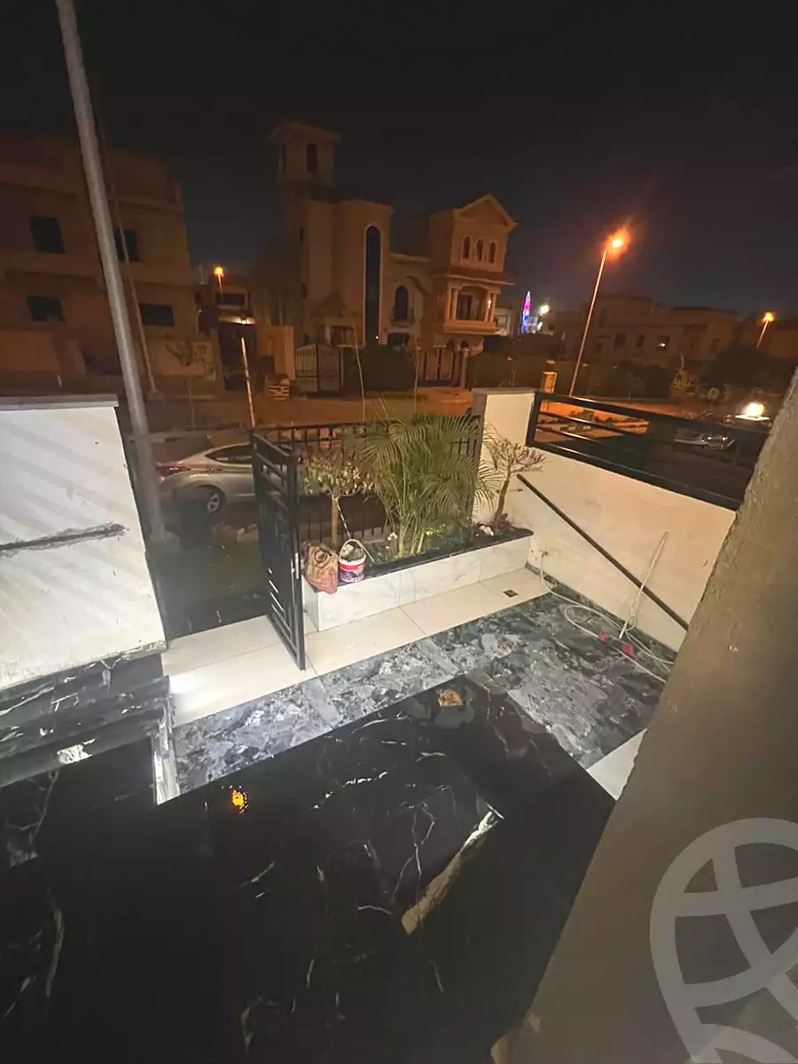 https://aqarmap.com.eg/ar/listing/6666263-for-sale-cairo-el-sheikh-zayed-city-el-hay-eltaseaa-lhy-lts