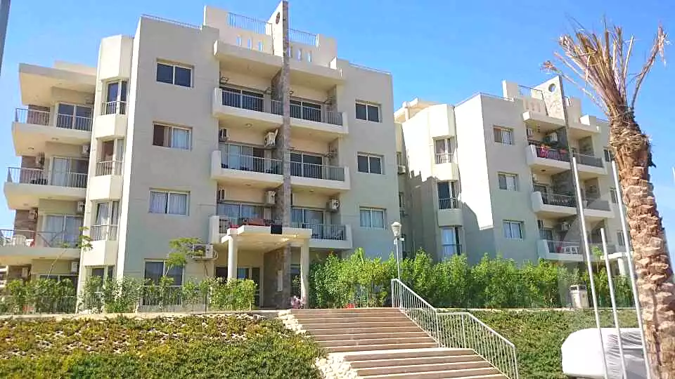 https://aqarmap.com.eg/en/listing/6666375-for-sale-cairo-el-sheikh-zayed-city-compounds-dh-drys