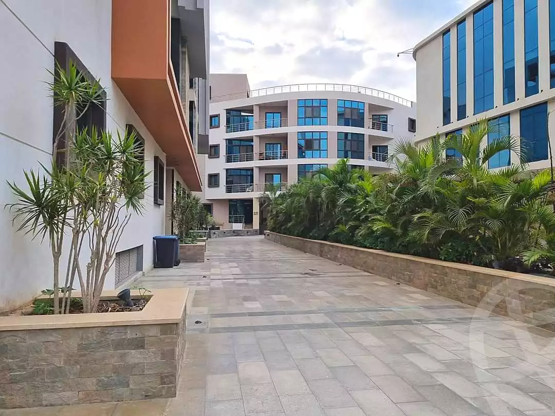https://aqarmap.com.eg/ar/listing/6666381-for-sale-cairo-new-cairo-compounds-la-mirada-plaza-mall-grand-plaza