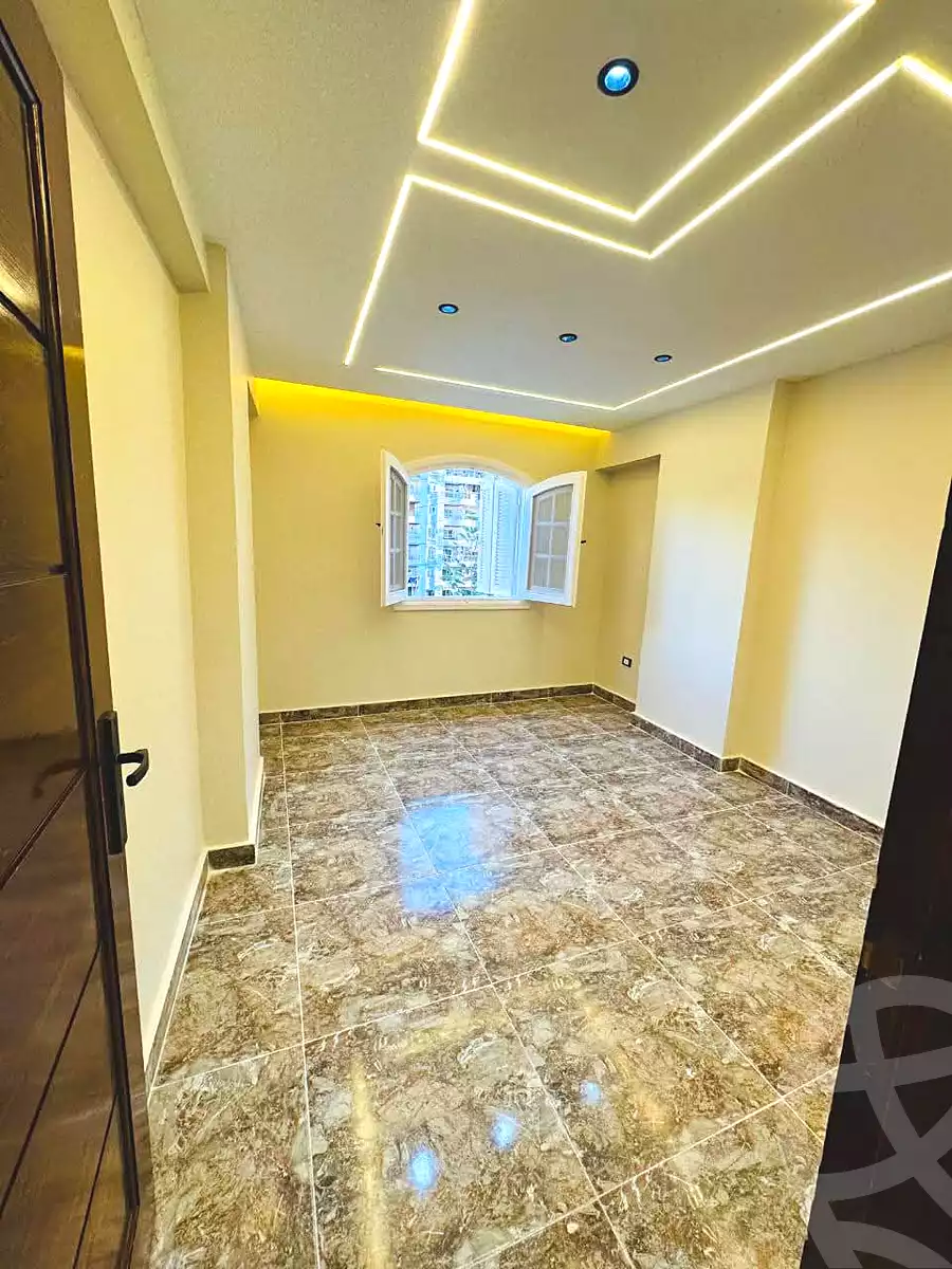 https://aqarmap.com.eg/ar/listing/6666814-for-sale-alexandria-l-jmy-lbytsh-bianchiii