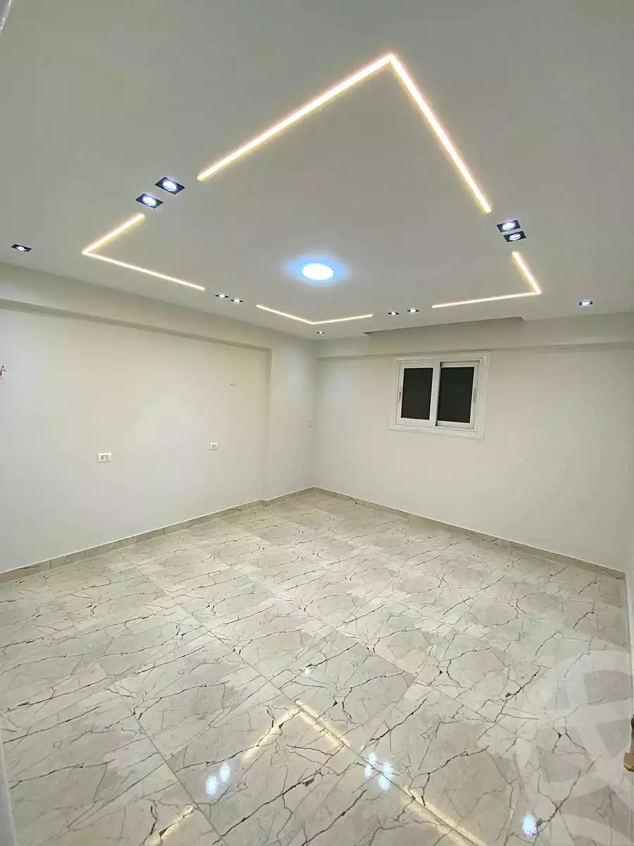 https://aqarmap.com.eg/ar/listing/6666884-for-sale-alexandria-l-jmy-lbytsh-el-reyad-st