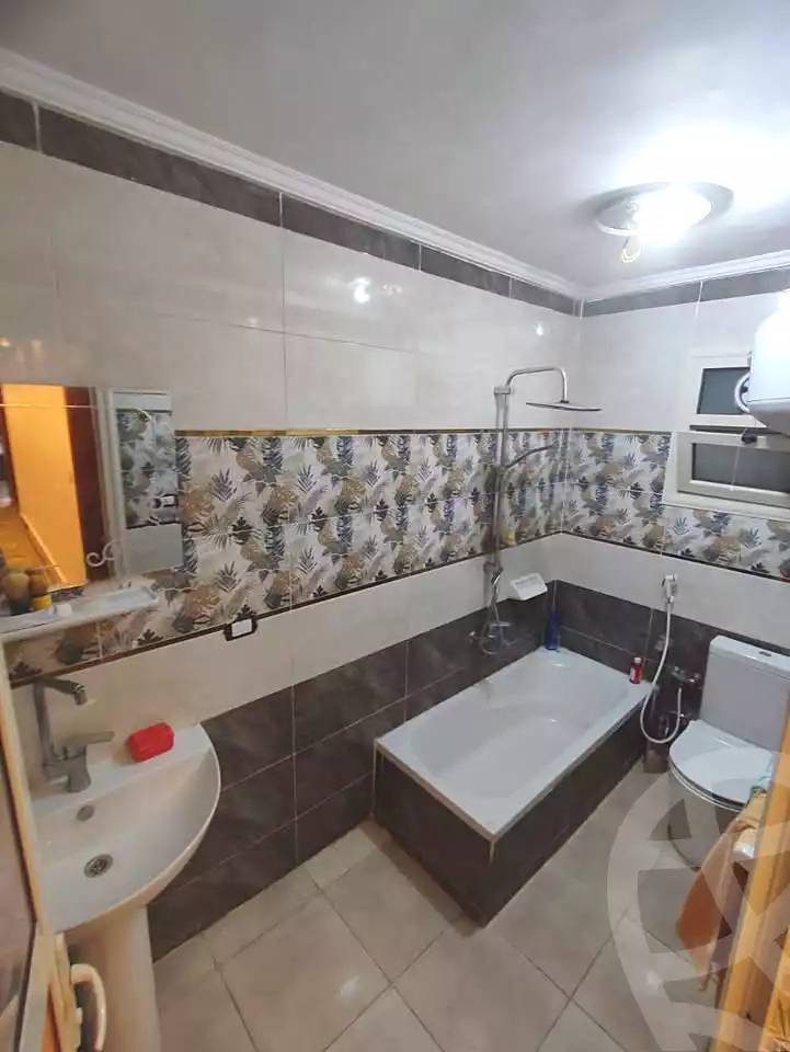https://aqarmap.com.eg/ar/listing/6667277-for-sale-alexandria-ganaklis-el-arwam-church-st