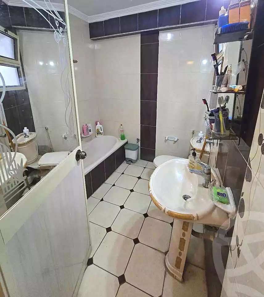 https://aqarmap.com.eg/ar/listing/6668088-for-sale-alexandria-el-asafra-l-sfr-bhry