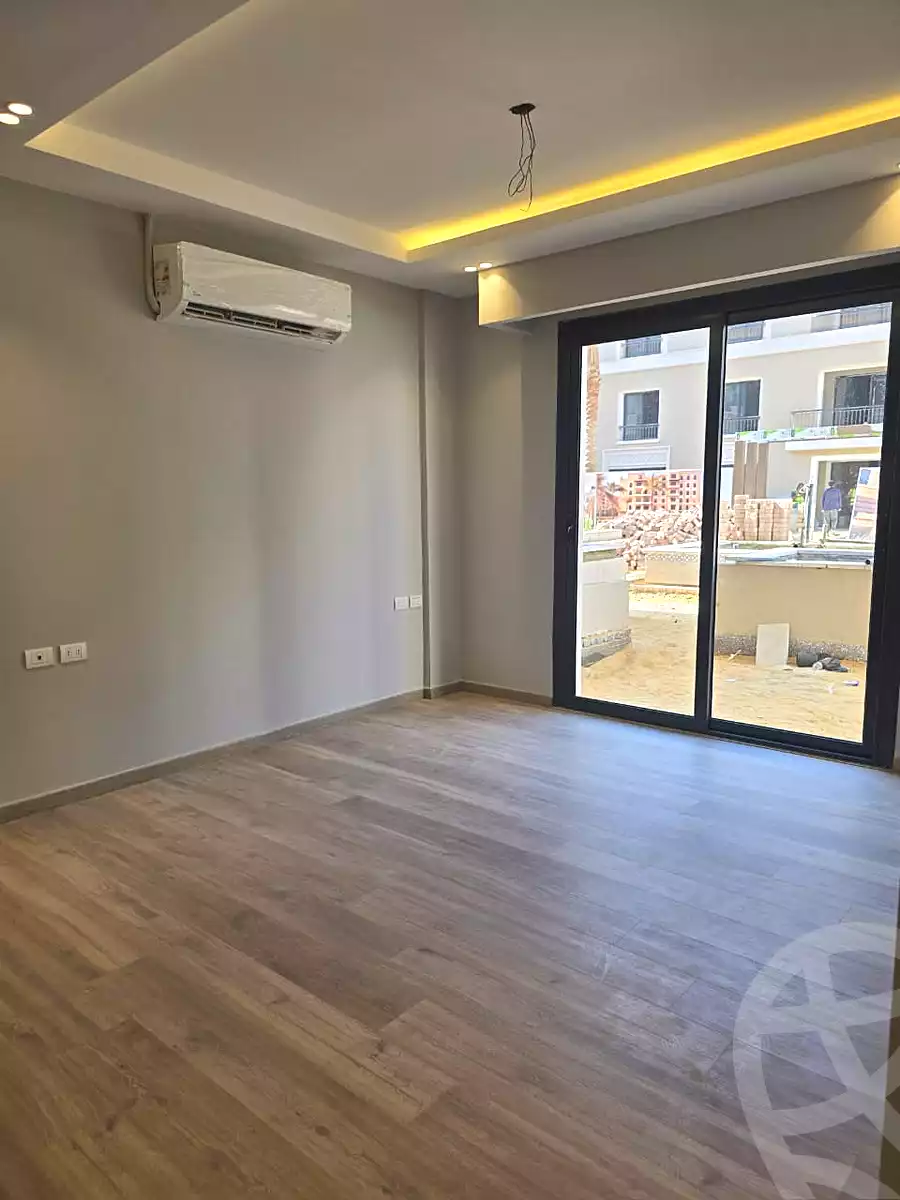 https://aqarmap.com.eg/ar/listing/6668717-for-rent-cairo-el-sheikh-zayed-city-compounds-kmbwnd-fyldj-wyst-dr-llttwyr