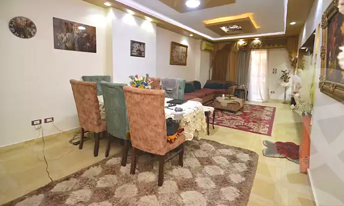 https://aqarmap.com.eg/ar/listing/6668828-for-sale-alexandria-el-montazah-compounds-in-el-montazah-royal-plaza-compound-al-halawany