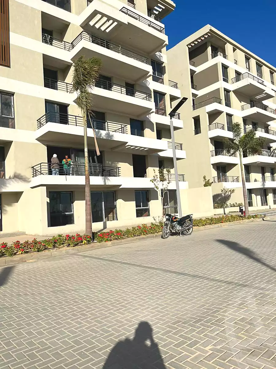 https://aqarmap.com.eg/ar/listing/6668920-for-sale-alexandria-international-coastal-road-compounds-in-international-coastal-road-blm-hylz-lskndry