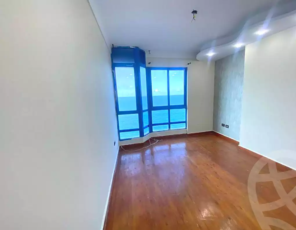 https://aqarmap.com.eg/en/listing/6669792-for-rent-alexandria-camp-cesar-el-gaish-rd