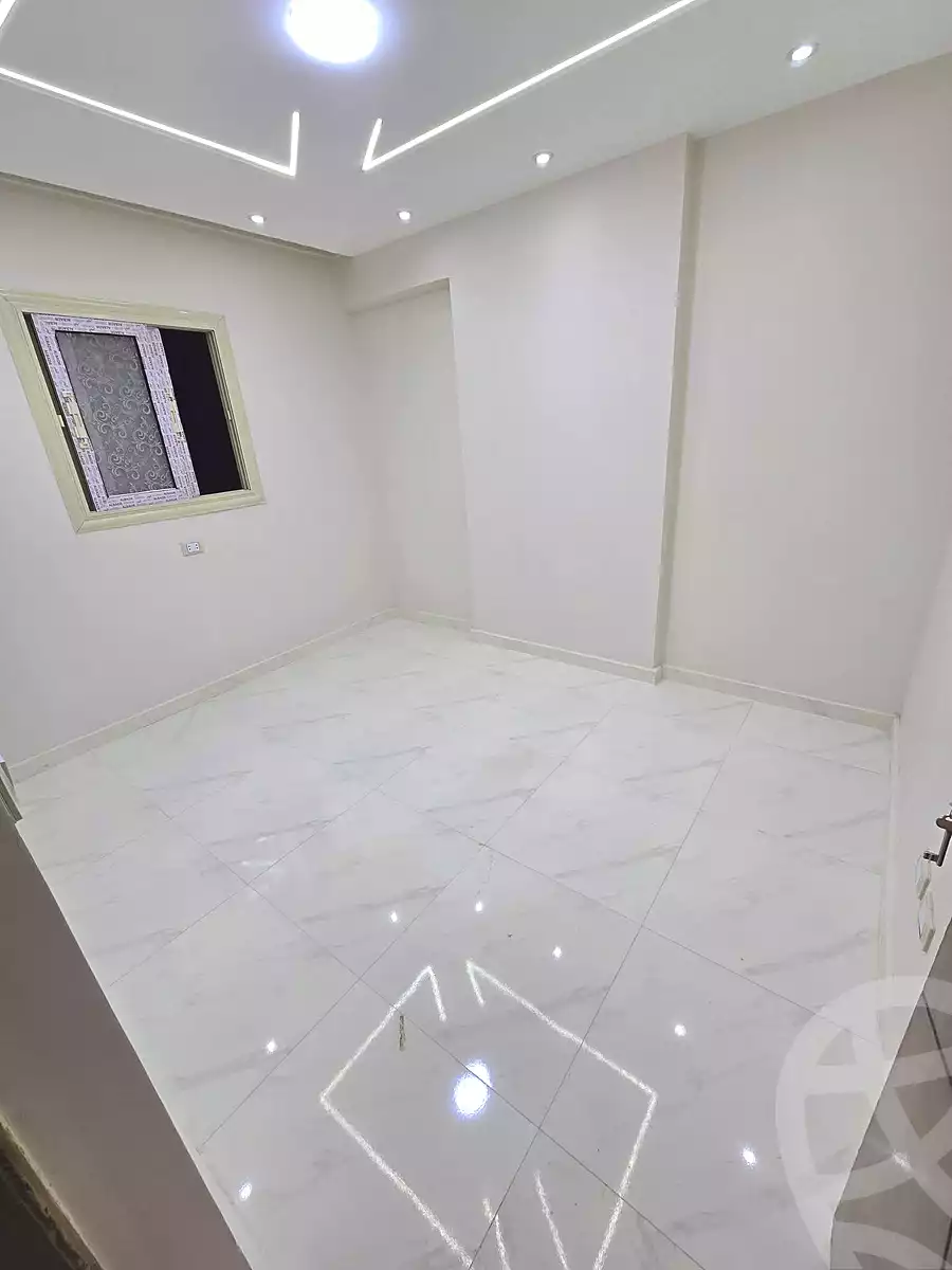 https://aqarmap.com.eg/ar/listing/6669933-for-sale-alexandria-sydy-bshr-sydy-bshr-bhry-shr-mhmwd-l-yswy