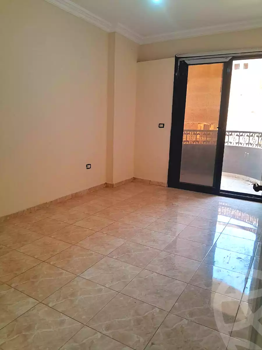https://aqarmap.com.eg/ar/listing/6670046-for-rent-cairo-helwan-hadayek-helwan-nile-corniche-st
