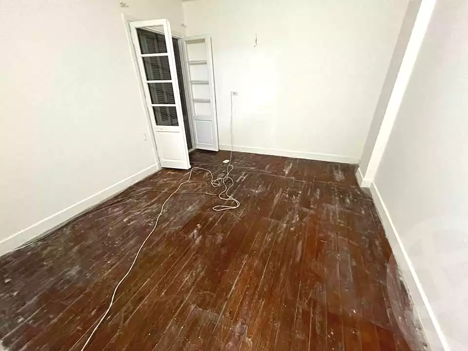 https://aqarmap.com.eg/en/listing/6670206-for-rent-alexandria-sydy-bshr