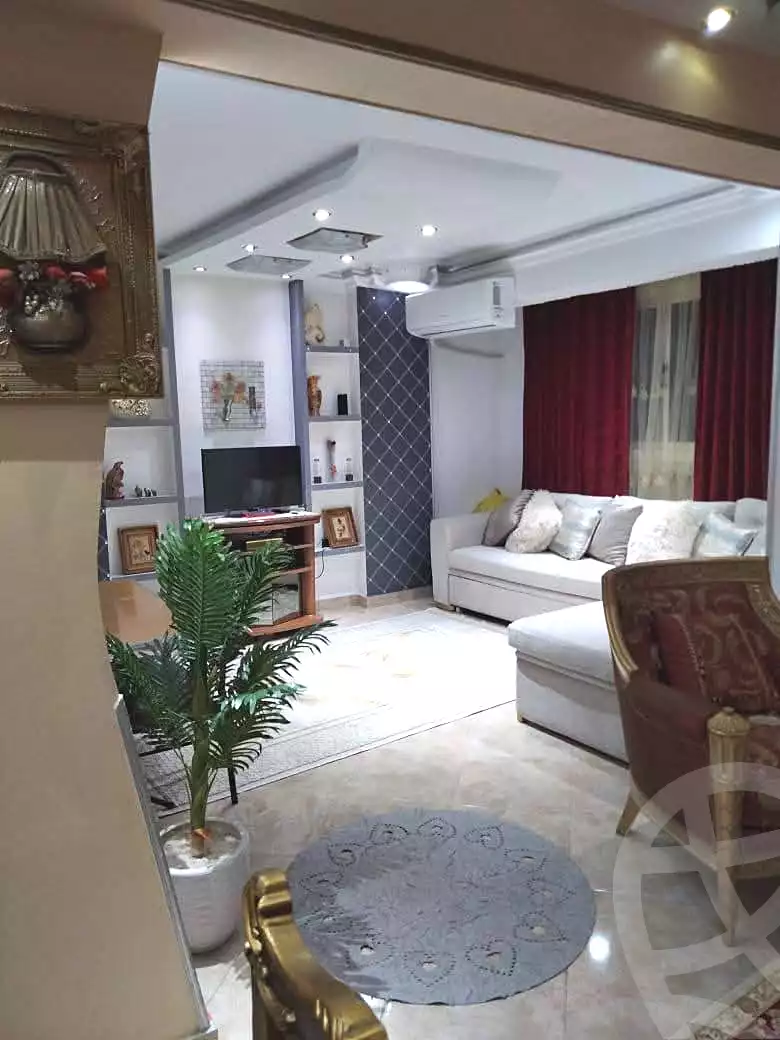 https://aqarmap.com.eg/ar/listing/6670190-for-sale-cairo-helwan-zou-el-fekar-basha-st