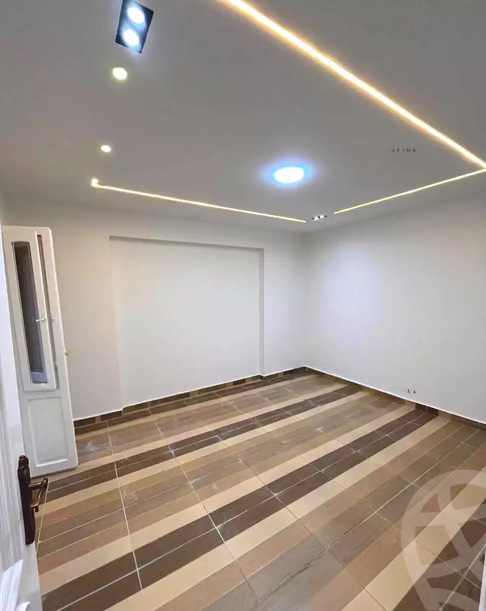 https://aqarmap.com.eg/ar/listing/6670274-for-sale-alexandria-l-jmy-lbytsh-el-reyad-st