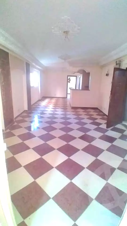 https://aqarmap.com.eg/ar/listing/6670284-for-sale-alexandria-sydy-bshr-sydy-bshr-bhry-shr-mhmwd-l-yswy