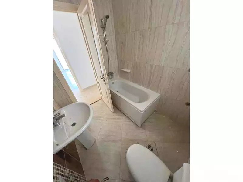 https://aqarmap.com.eg/en/listing/6670593-for-sale-cairo-new-cairo-madinaty-tenth-zone-buildings-group-103