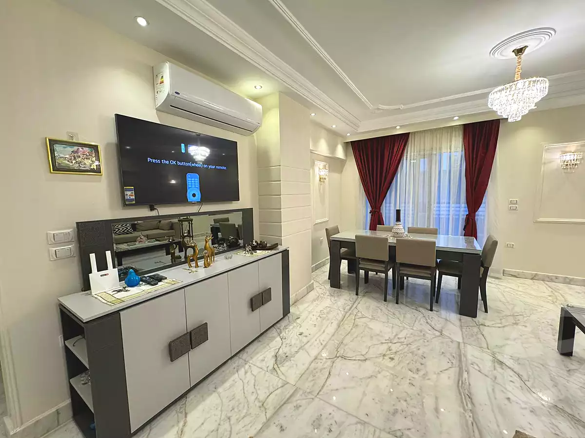 https://aqarmap.com.eg/en/listing/6670805-for-rent-cairo-new-cairo-compounds-hyde-park-centre-ville-hyde-park