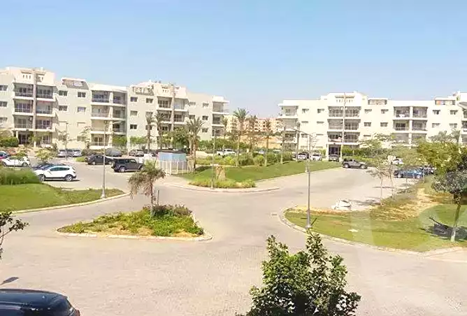 https://aqarmap.com.eg/ar/listing/6671345-for-rent-cairo-el-sheikh-zayed-city-compounds-dh-drys