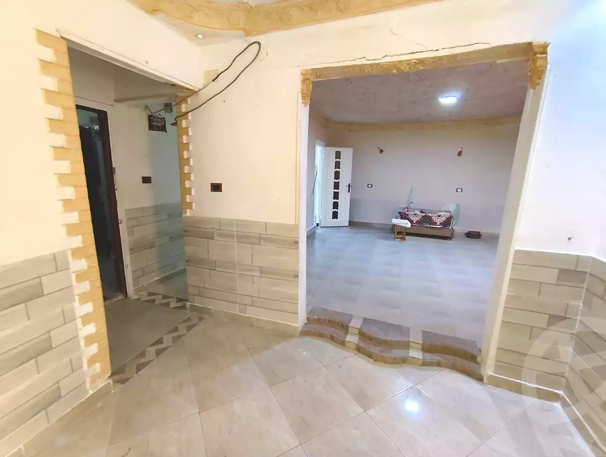 https://aqarmap.com.eg/ar/listing/6671858-for-sale-alexandria-l-jmy-lbytsh-ain-shams-st