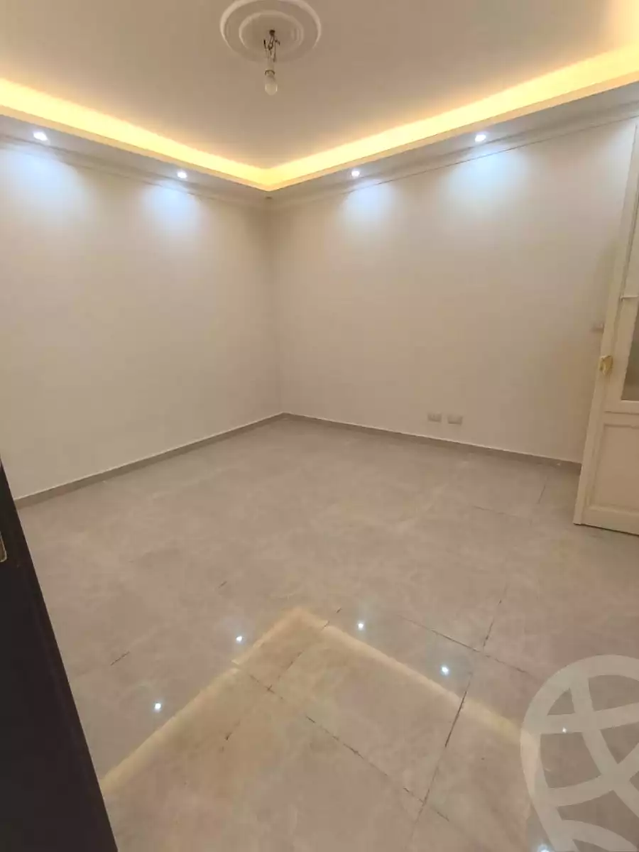 https://aqarmap.com.eg/ar/listing/6671890-for-sale-alexandria-smouha-mostafa-kamel-st