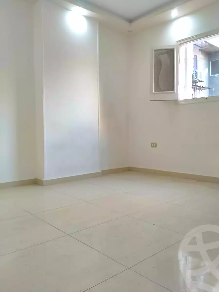 https://aqarmap.com.eg/en/listing/6672434-for-sale-alexandria-camp-cesar