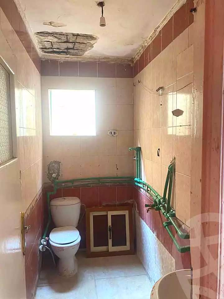 https://aqarmap.com.eg/ar/listing/6672640-for-sale-alexandria-l-jmy-lbytsh-al-andalous-wa-al-hgaz-st