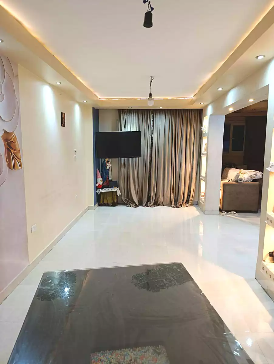 https://aqarmap.com.eg/en/listing/6672644-for-sale-cairo-ain-shams-jsr-lswys