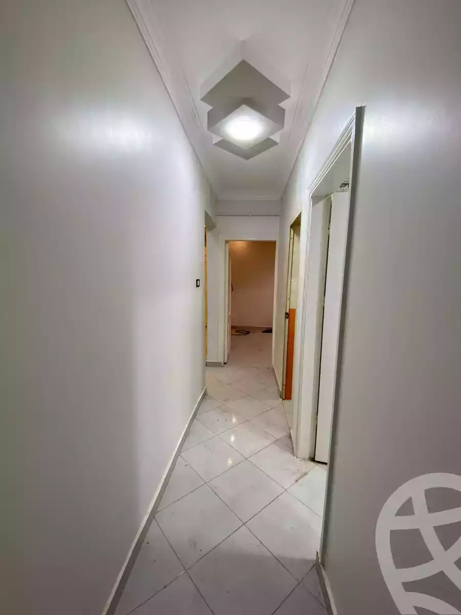 https://aqarmap.com.eg/ar/listing/6673042-for-sale-qalyubia-shubra-el-khaima-el-shareaa-el-gadid-st