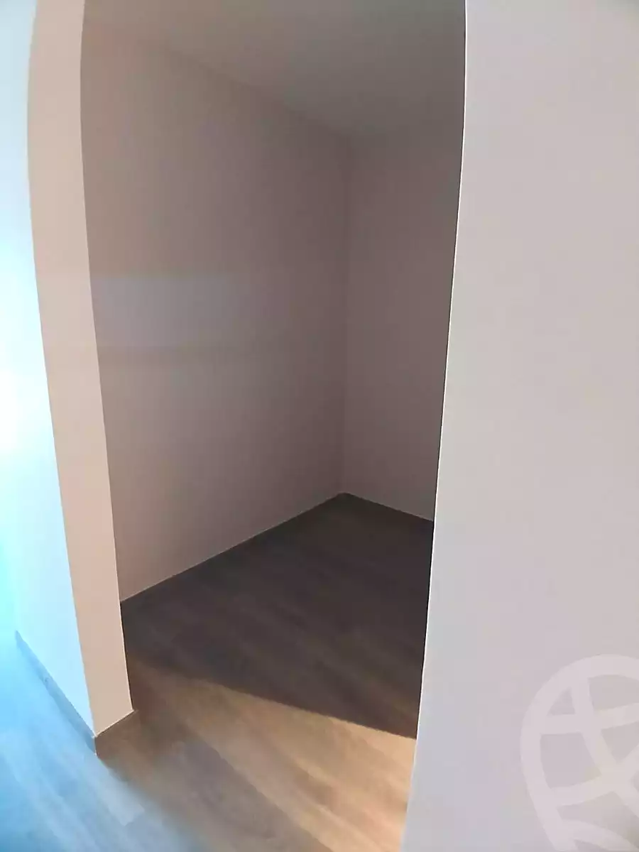 https://aqarmap.com.eg/ar/listing/6673763-for-rent-cairo-el-sheikh-zayed-city-compounds-zyd-wr-llttwyr-z-tower