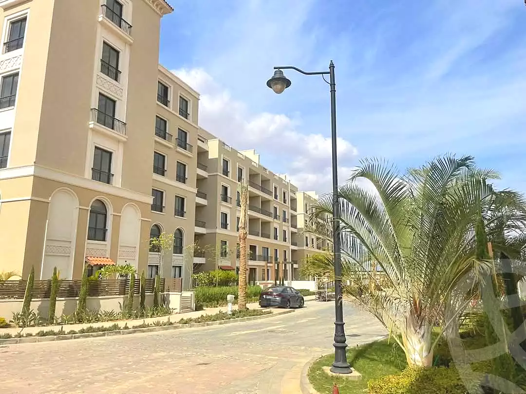 https://aqarmap.com.eg/en/listing/6673893-for-sale-cairo-el-sheikh-zayed-city-compounds-kmbwnd-fyldj-wyst-dr-llttwyr