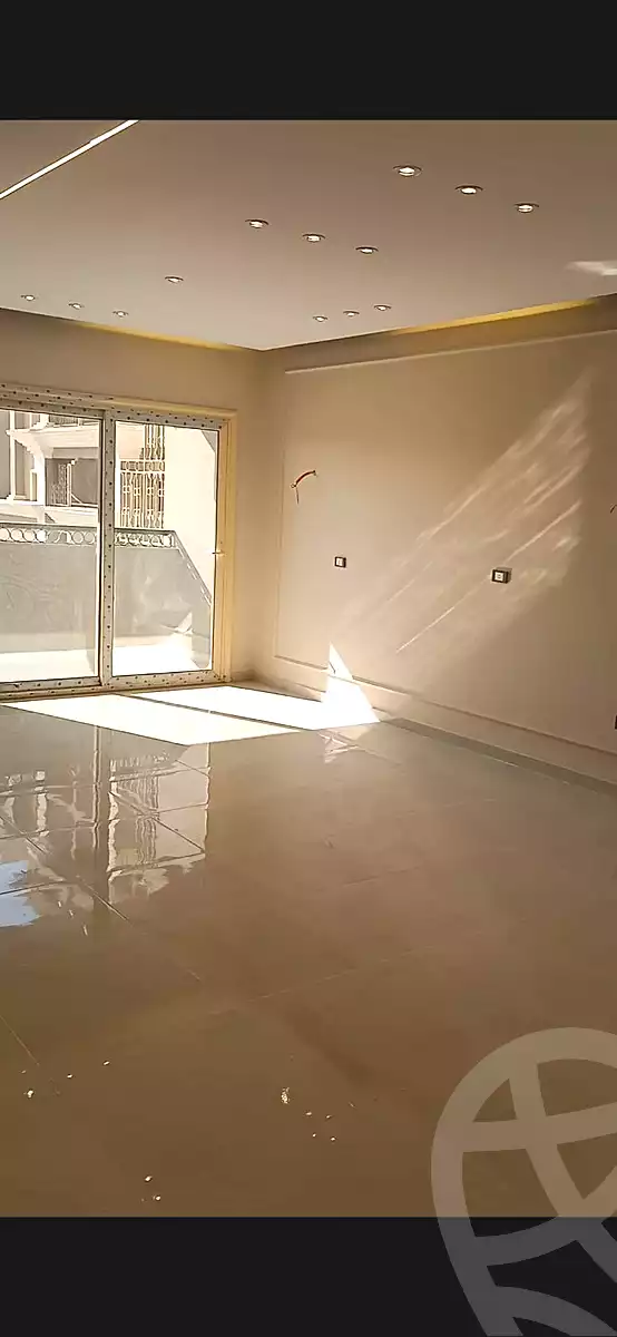 https://aqarmap.com.eg/en/listing/6674352-for-rent-cairo-new-cairo-compounds-town-residence