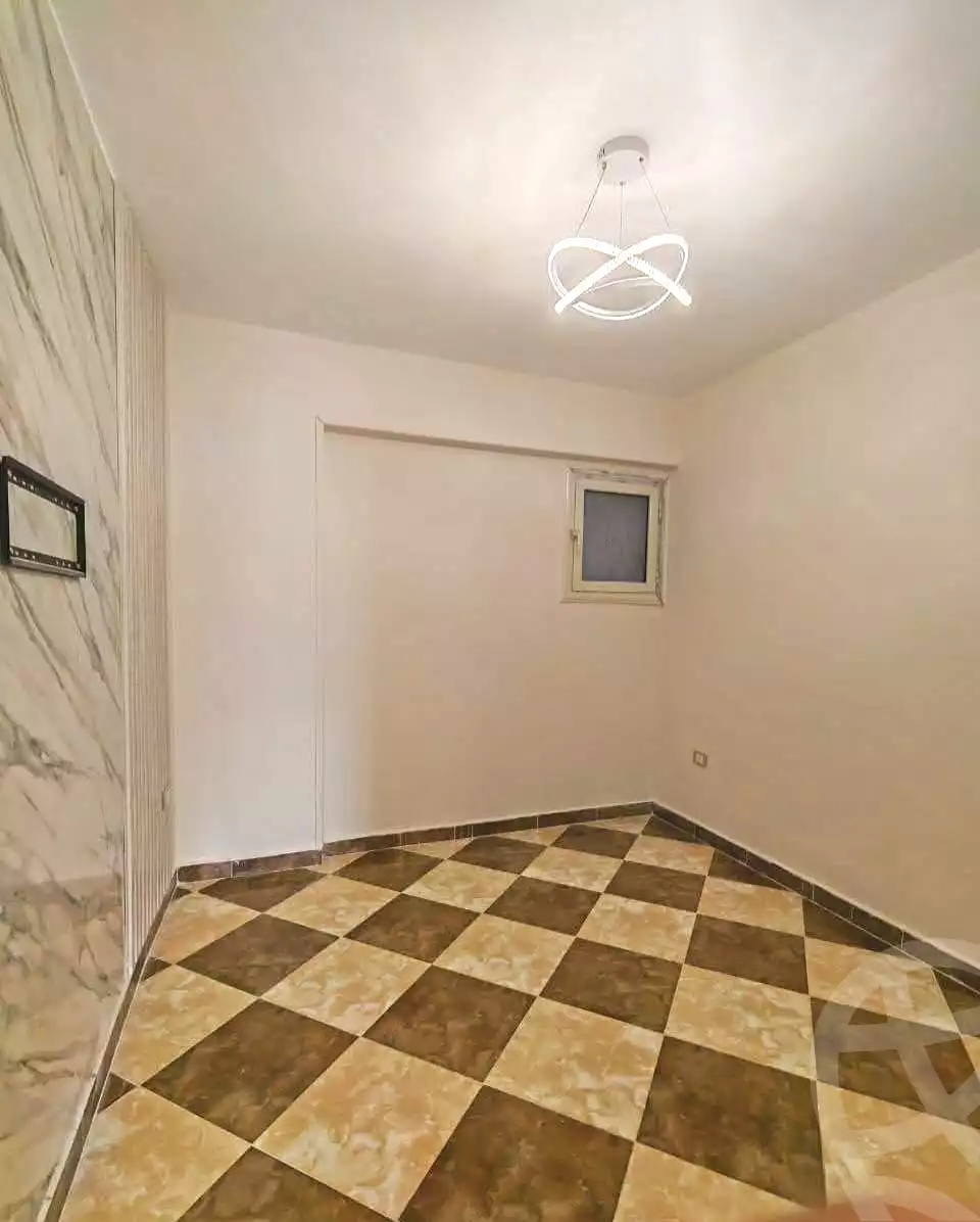 https://aqarmap.com.eg/ar/listing/6675486-for-sale-alexandria-l-jmy-lbytsh-ibrahim-othman-st
