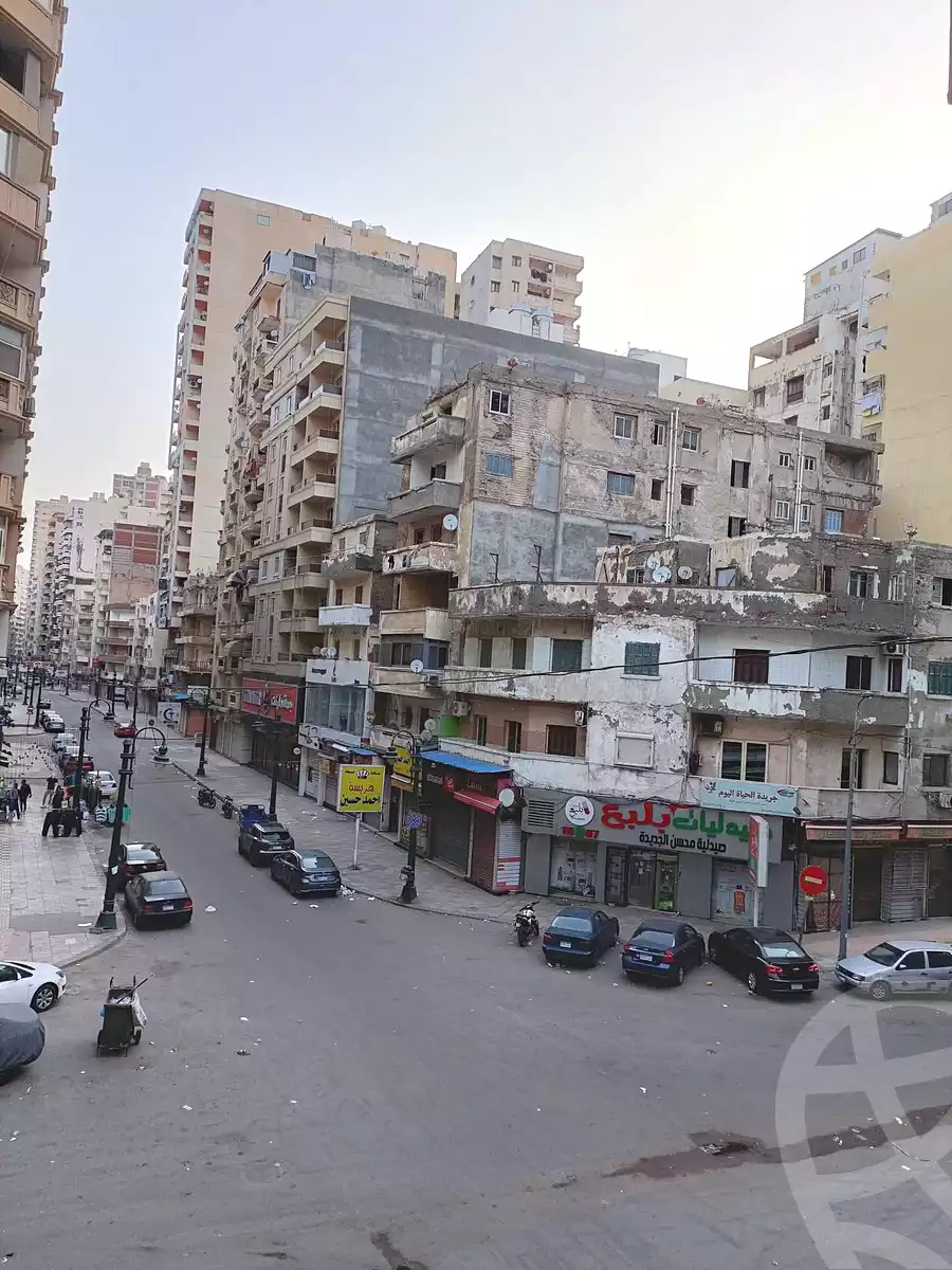 https://aqarmap.com.eg/ar/listing/6675602-for-sale-alexandria-miami-khld-bn-lwlyd