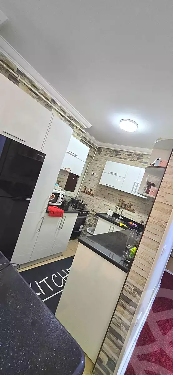 https://aqarmap.com.eg/ar/listing/6675796-for-sale-cairo-helwan-helwan-el-sharkeya-zaki-hawas-st