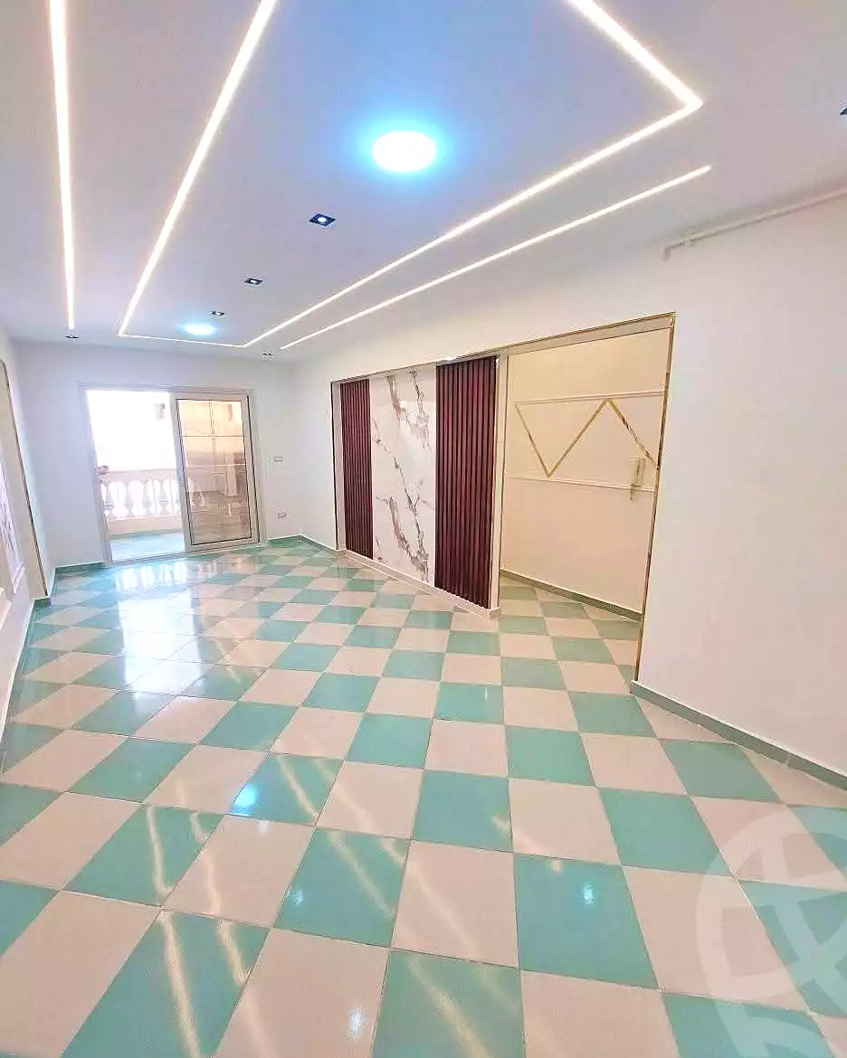 https://aqarmap.com.eg/ar/listing/6675825-for-sale-alexandria-sydy-bshr-sydy-bshr-bhry-shr-mhmwd-l-yswy