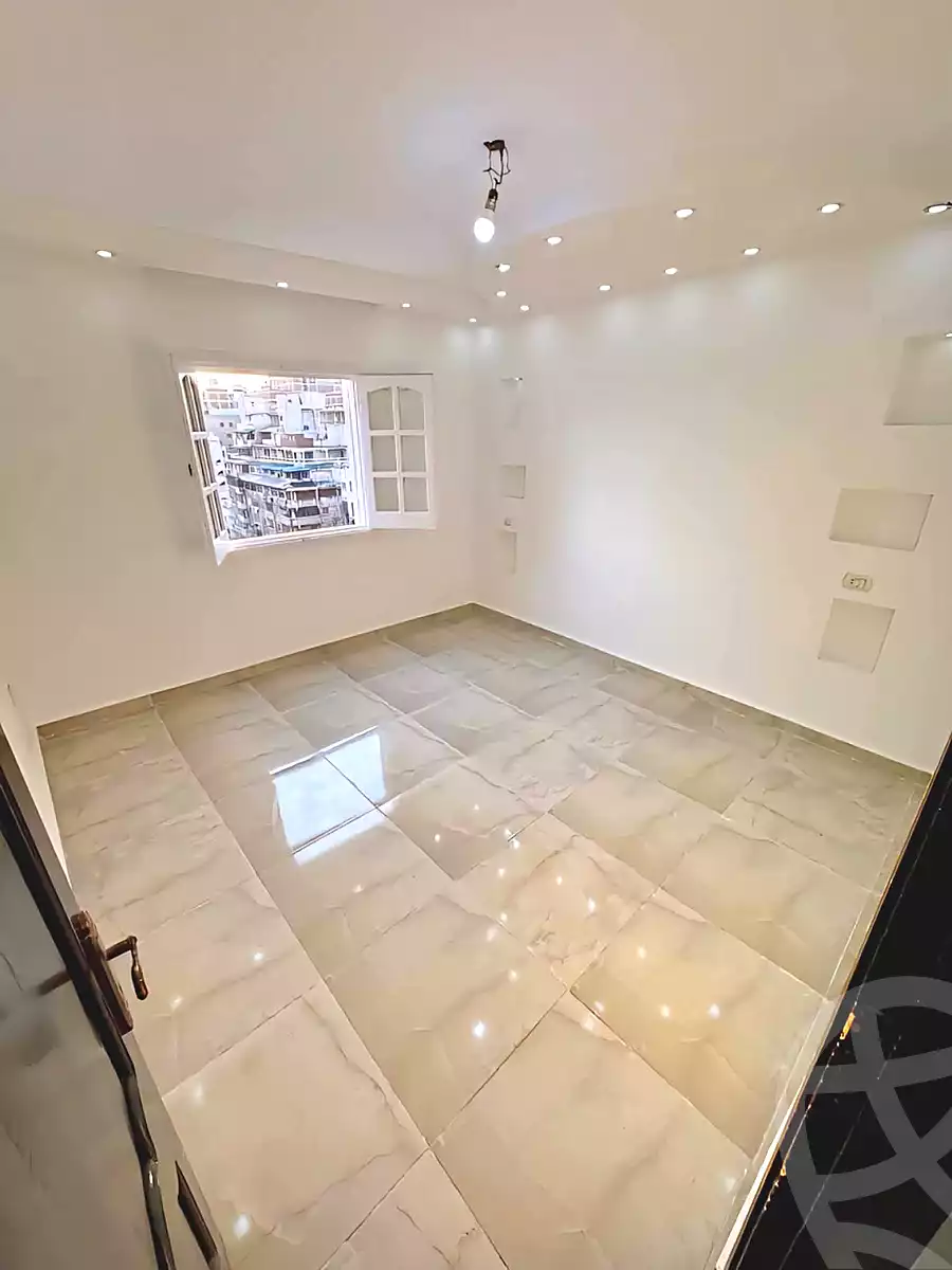 https://aqarmap.com.eg/en/listing/6675878-for-sale-alexandria-miami-shr-jml-bd-lnsr