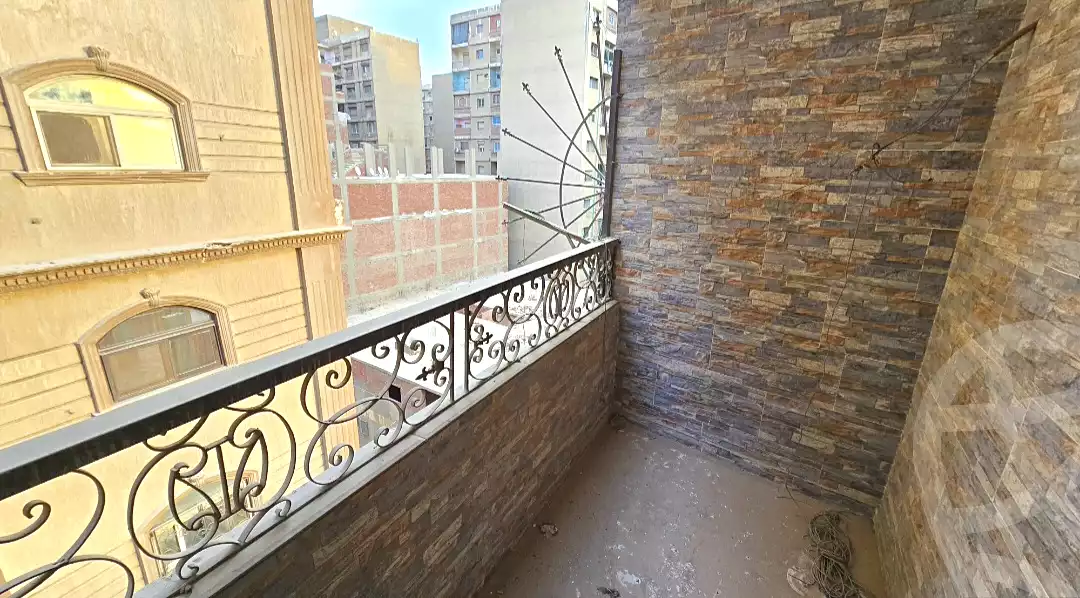 https://aqarmap.com.eg/ar/listing/6676793-for-sale-cairo-helwan-hadayek-helwan-nile-corniche-st