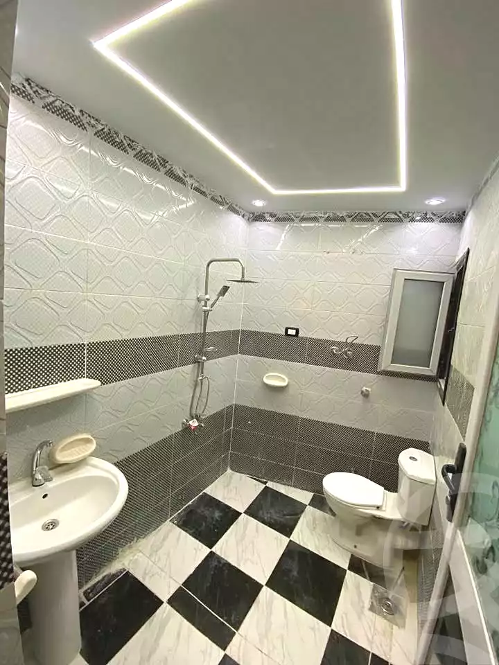 https://aqarmap.com.eg/ar/listing/6677002-for-sale-alexandria-l-jmy-lbytsh-ibrahim-othman-st