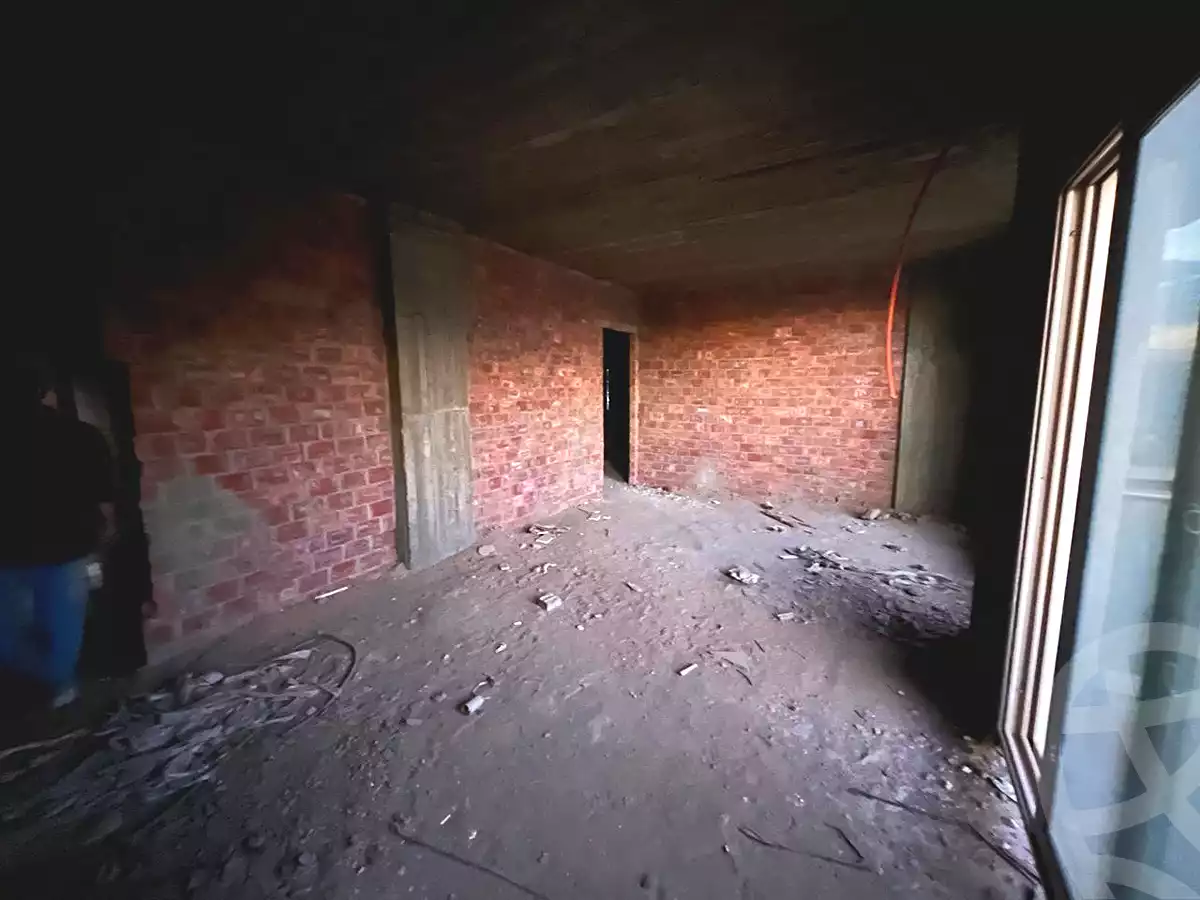 https://aqarmap.com.eg/ar/listing/6677342-for-sale-cairo-new-cairo-compounds-galleria-moon-valley-compound-arabia