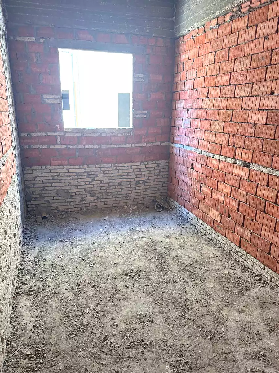 https://aqarmap.com.eg/ar/listing/6677432-for-sale-cairo-new-cairo-new-narges-mini-compound-37k-and-38k-ewg