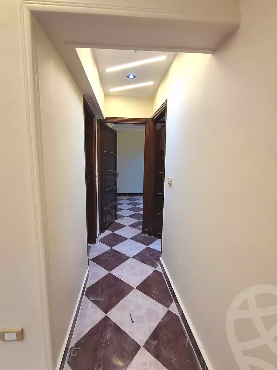 https://aqarmap.com.eg/ar/listing/6677801-for-sale-alexandria-bahray-el-anfoshy-sidi-abou-warda-st