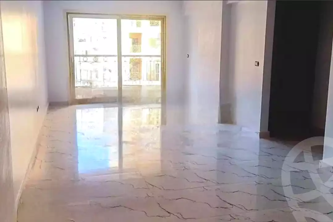 https://aqarmap.com.eg/ar/listing/6677898-for-sale-alexandria-lsywf-gamila-city-compound