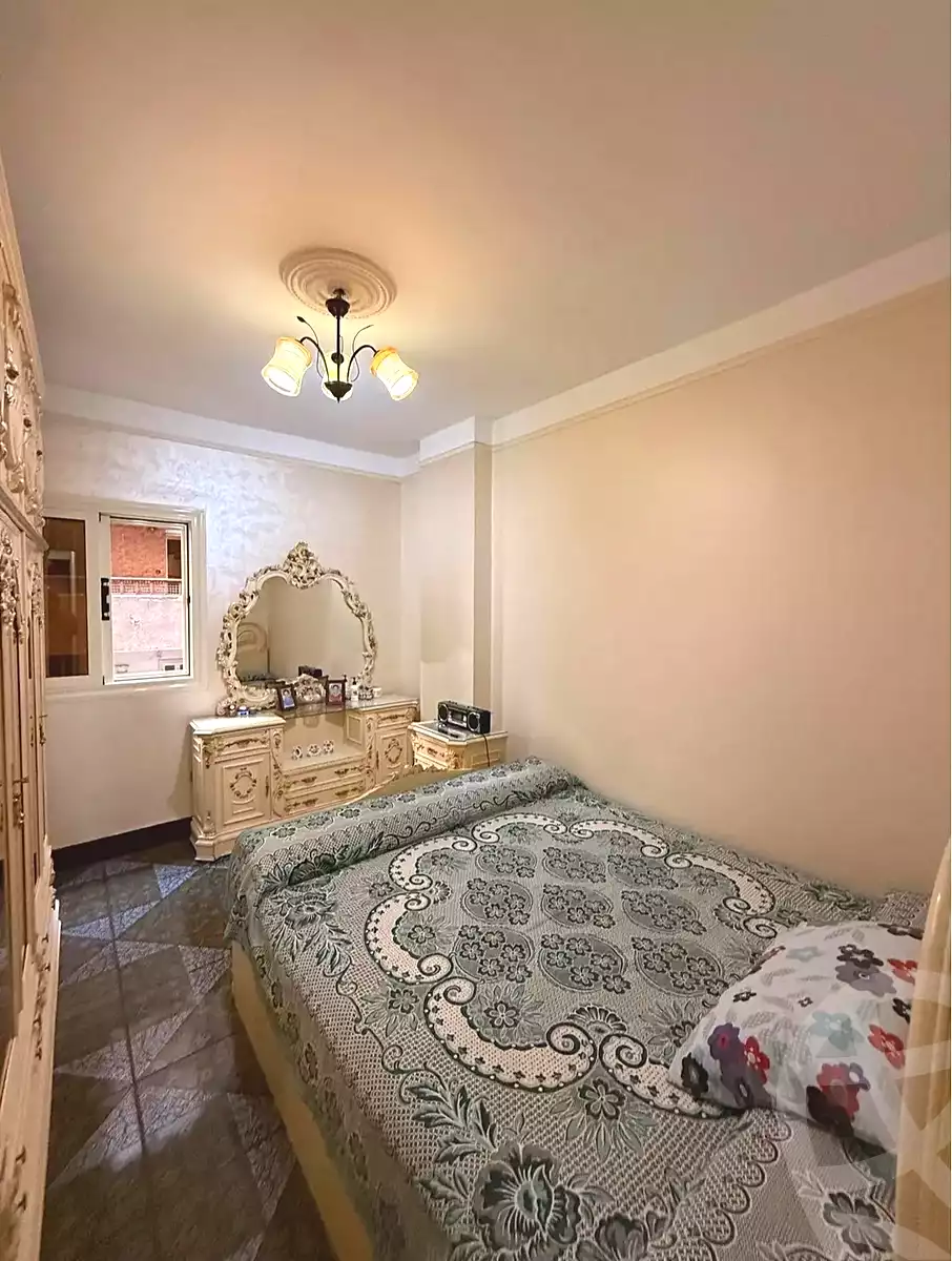https://aqarmap.com.eg/ar/listing/6678147-for-sale-alexandria-sydy-bshr